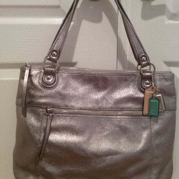 Coach Poppy Glam Large Leather Tote